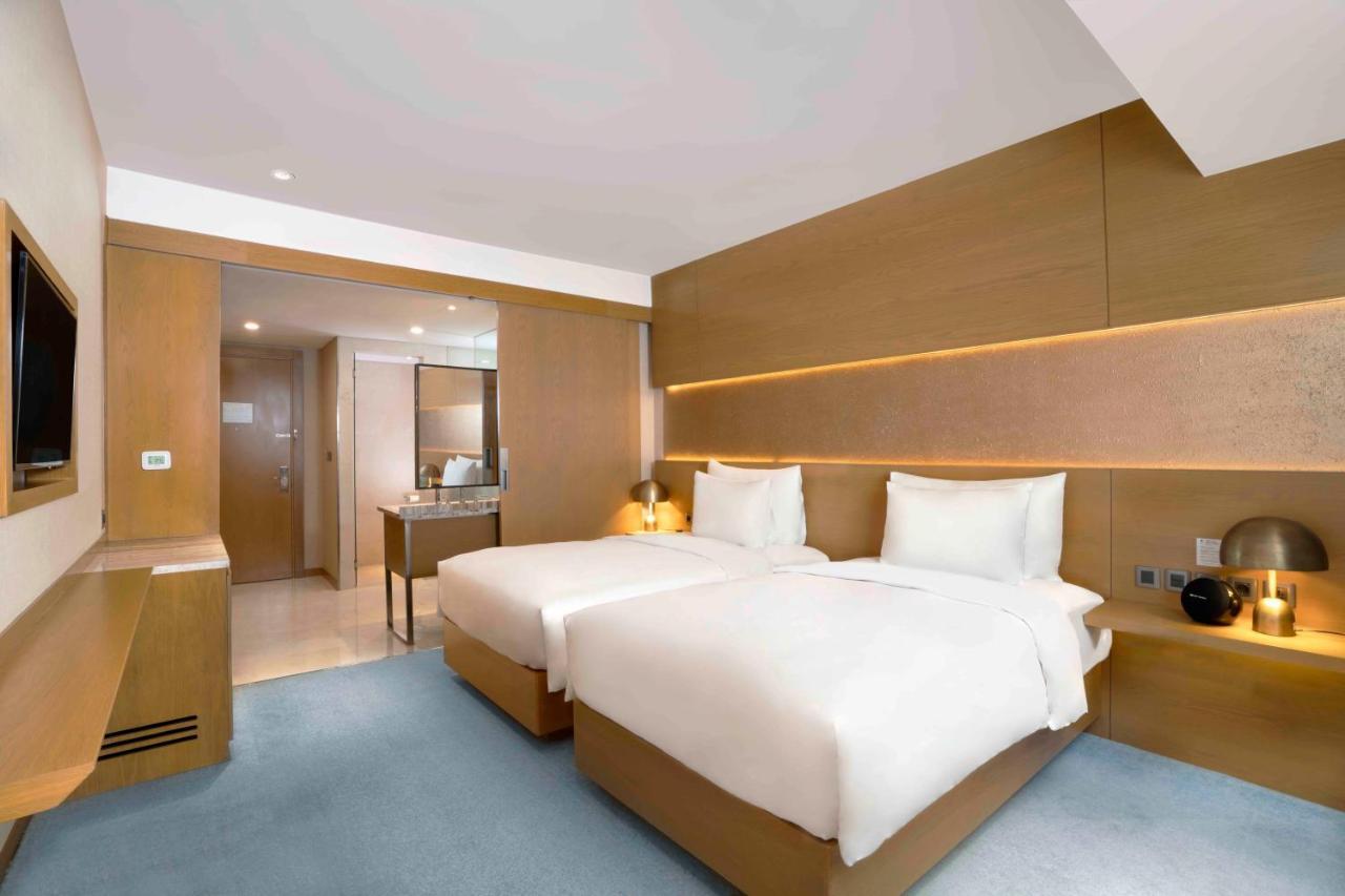 Vasa Hotel Surabaya Exterior foto
